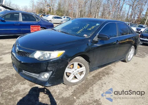 2014 Toyota Camry Se z USA, uszkodzony, nr VIN 4T1BF1FK3EU835253